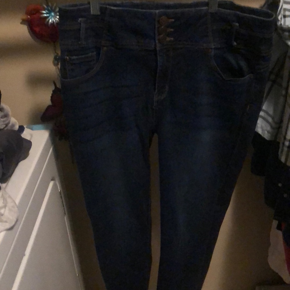 COPY - EUC enjean butt lighting skinny jeans, siz…